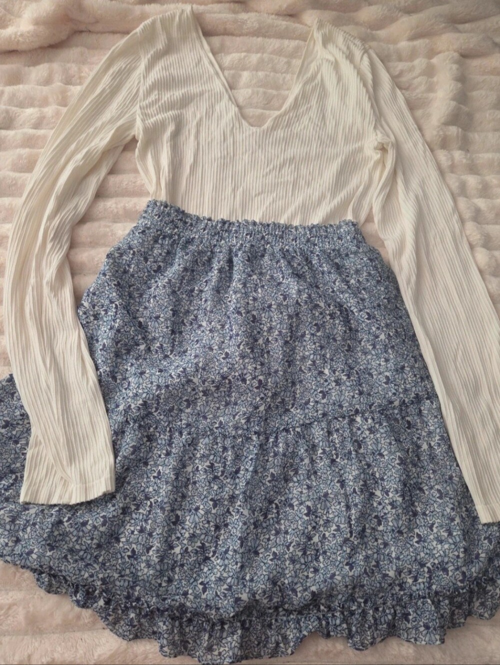 LOFT "Cornflower Fields" Boho Floral Skirt & Ribbed Top Set L